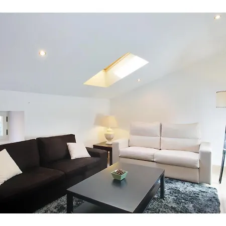 Unisierra Apartment